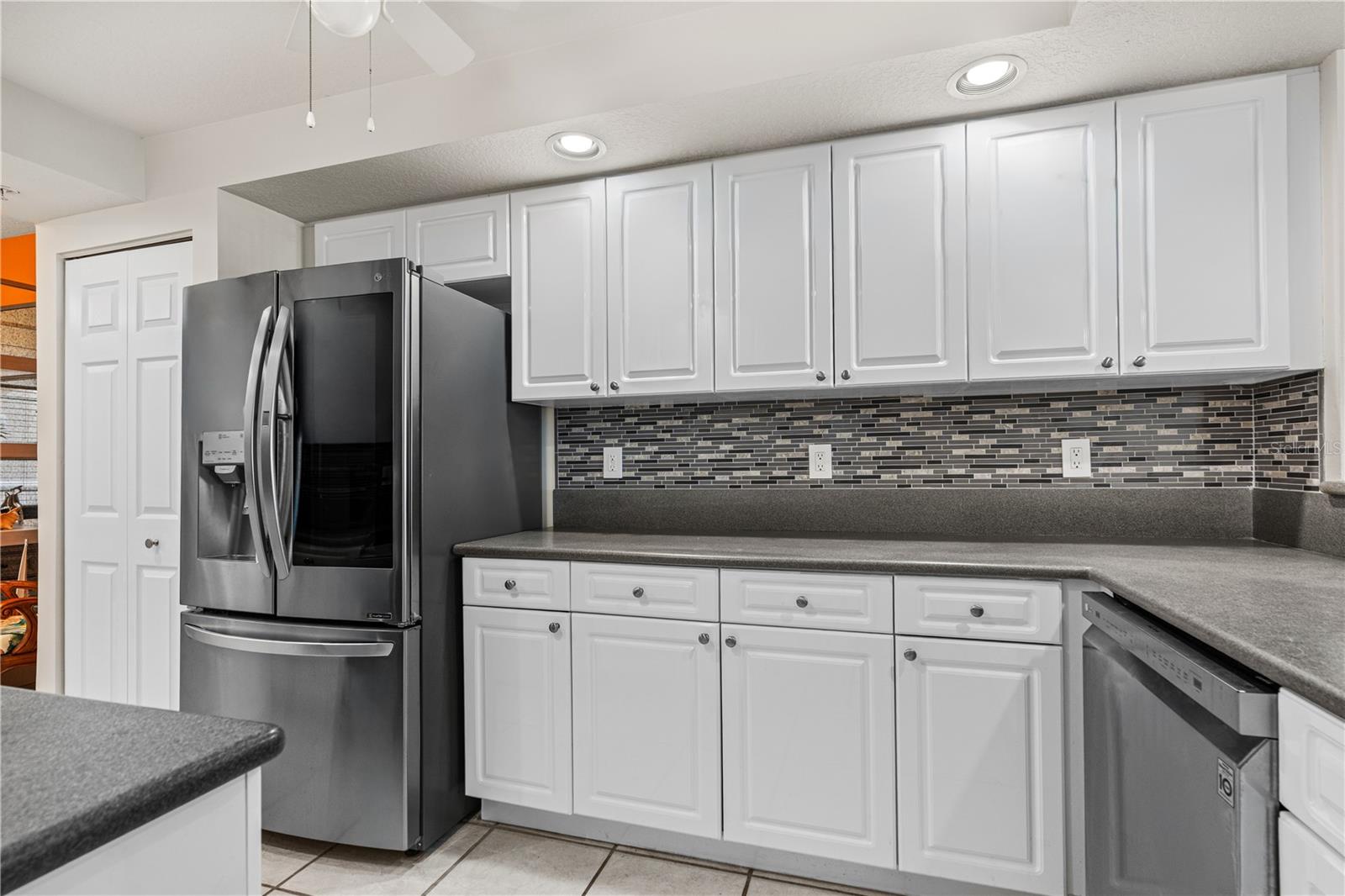 Image 18 of 30 For 4670 Links Village Drive A505