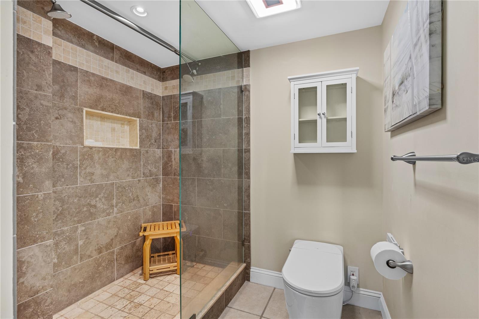 Image 25 of 30 For 4670 Links Village Drive A505