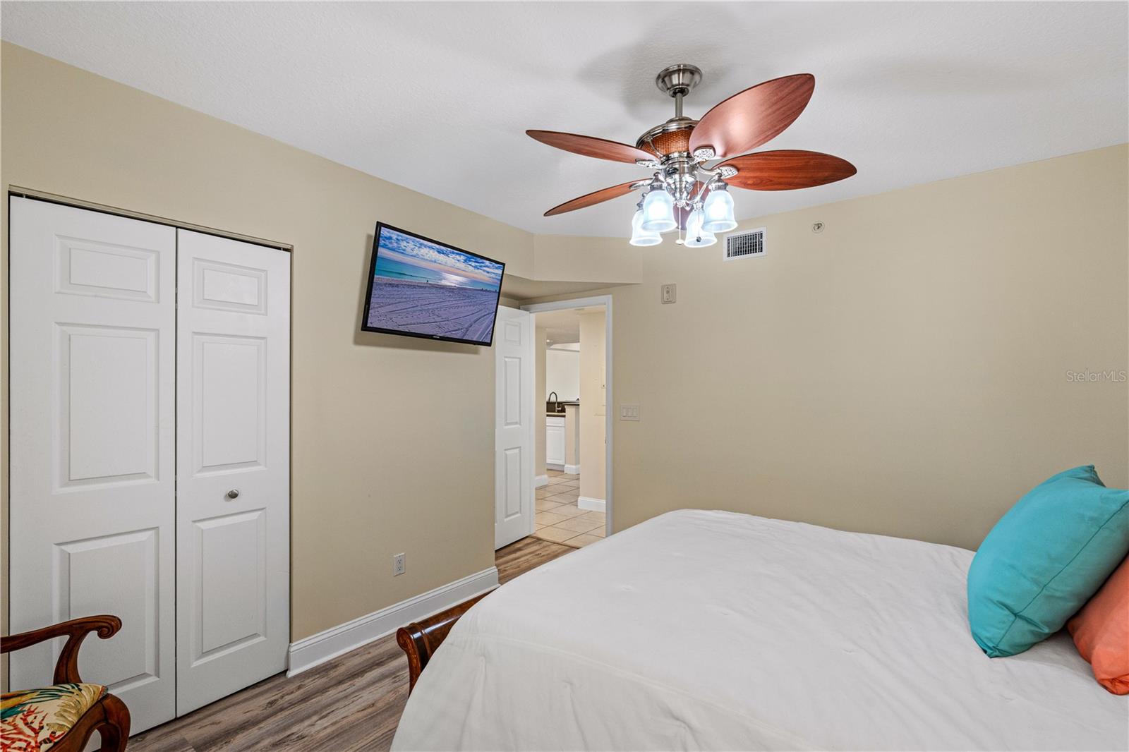 Image 29 of 30 For 4670 Links Village Drive A505