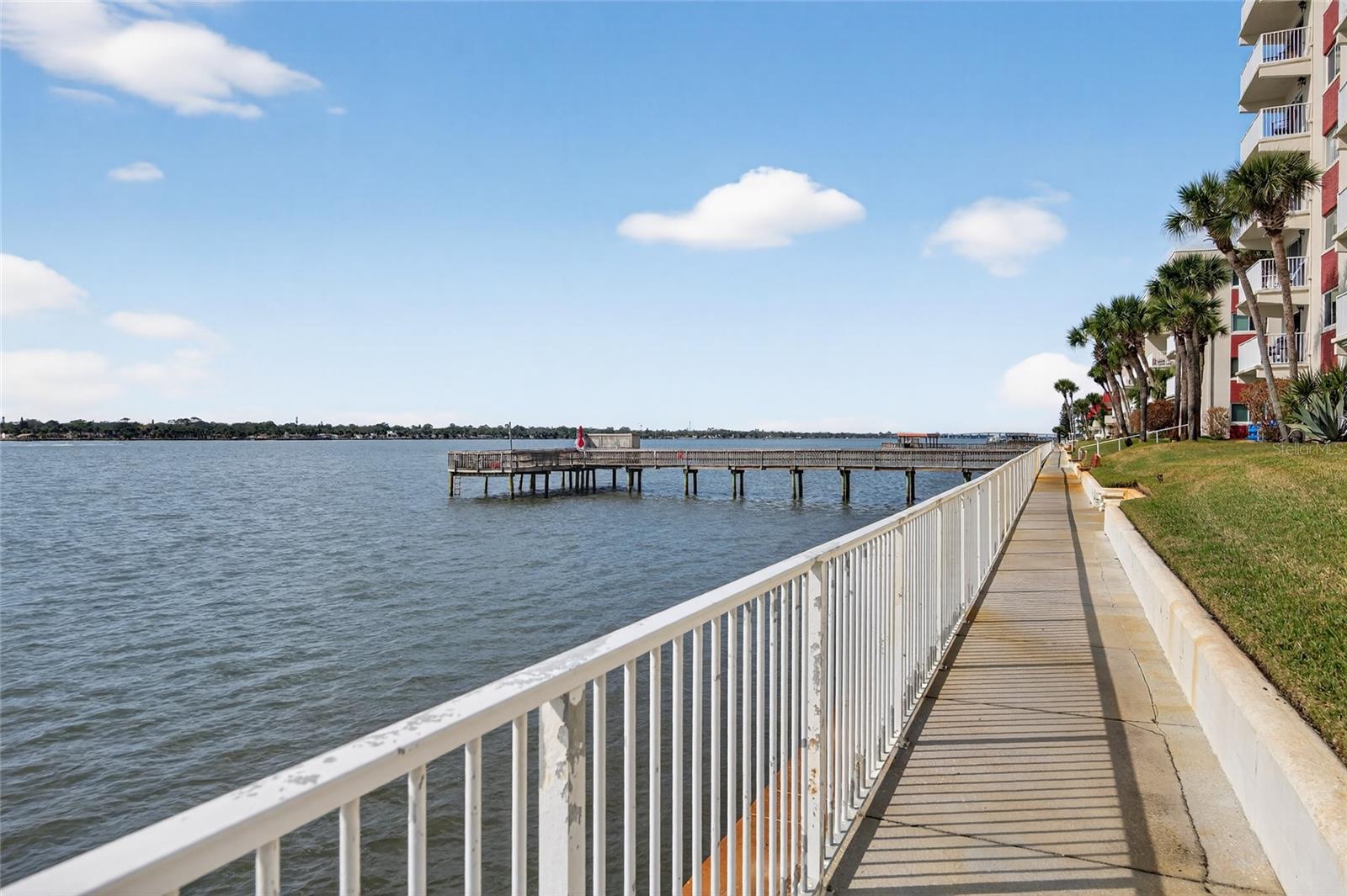 Image 27 of 69 For 2711 Halifax Avenue 695