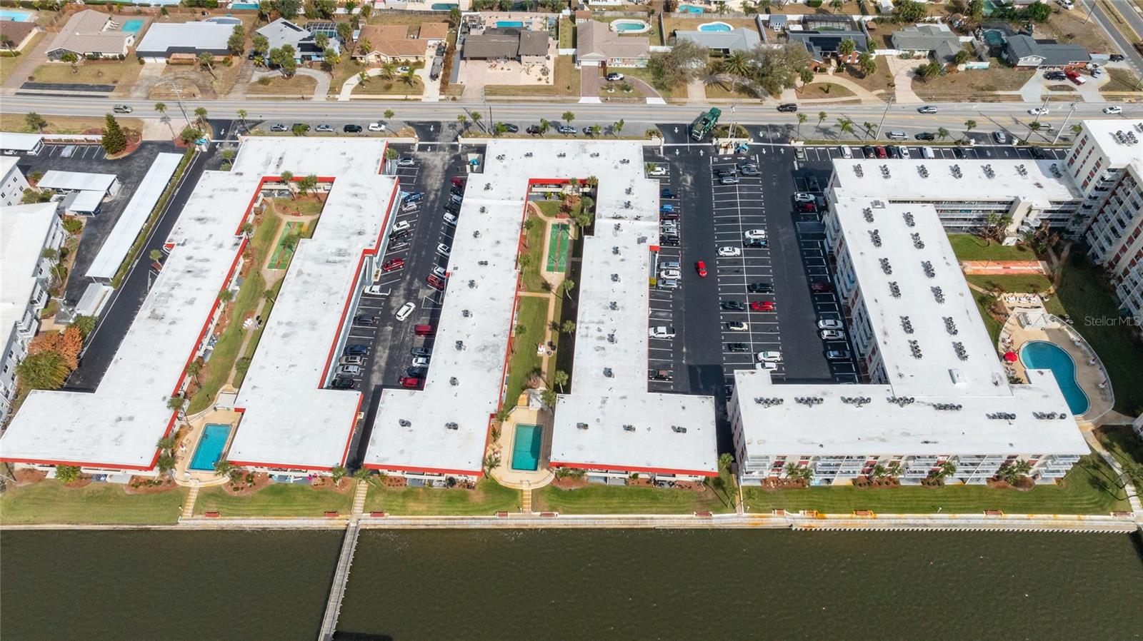 Image 41 of 69 For 2711 Halifax Avenue 695