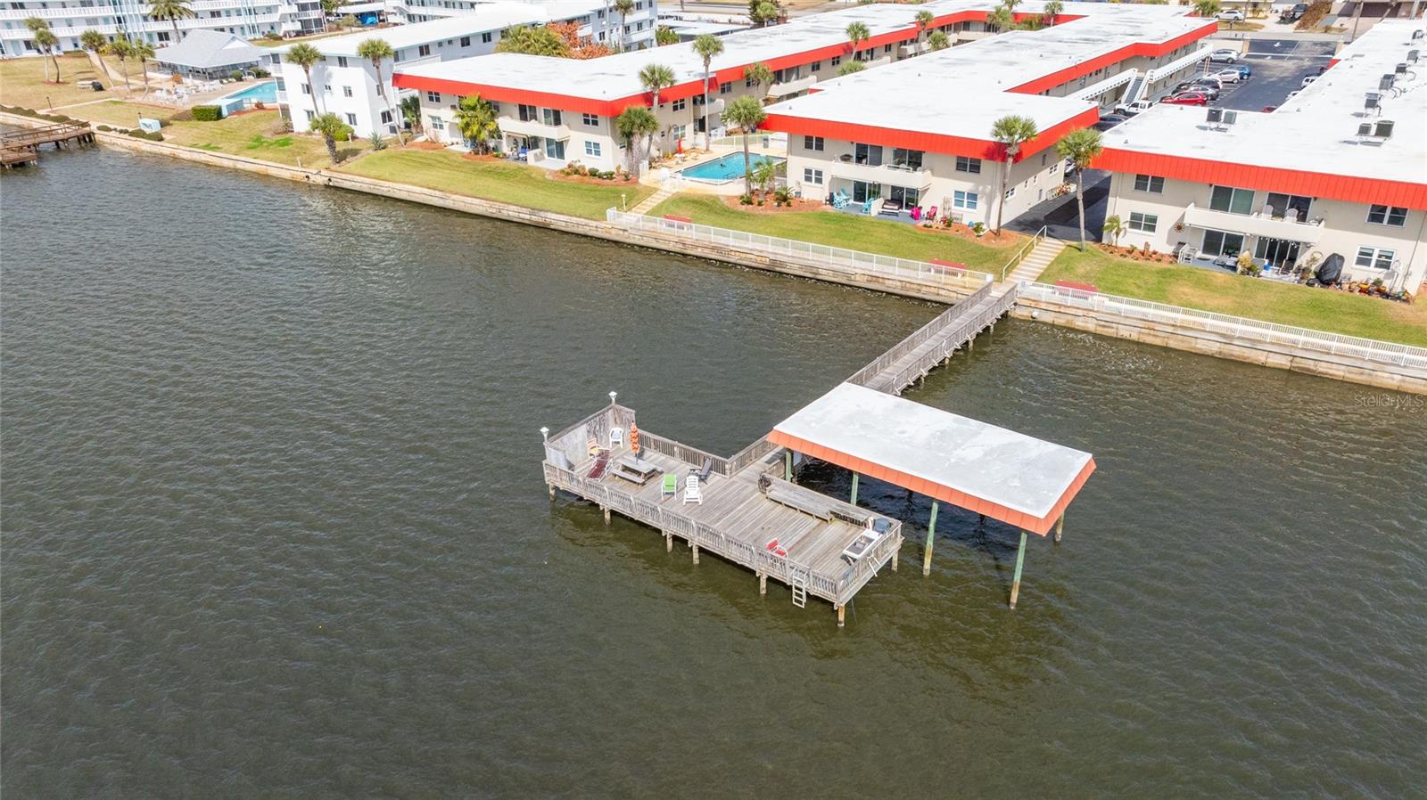 Image 44 of 69 For 2711 Halifax Avenue 695