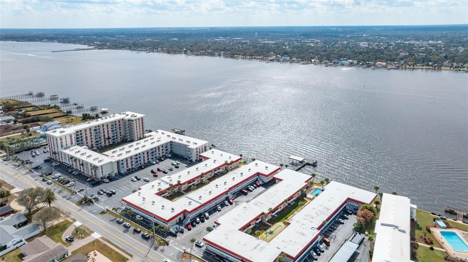 Image 45 of 69 For 2711 Halifax Avenue 695