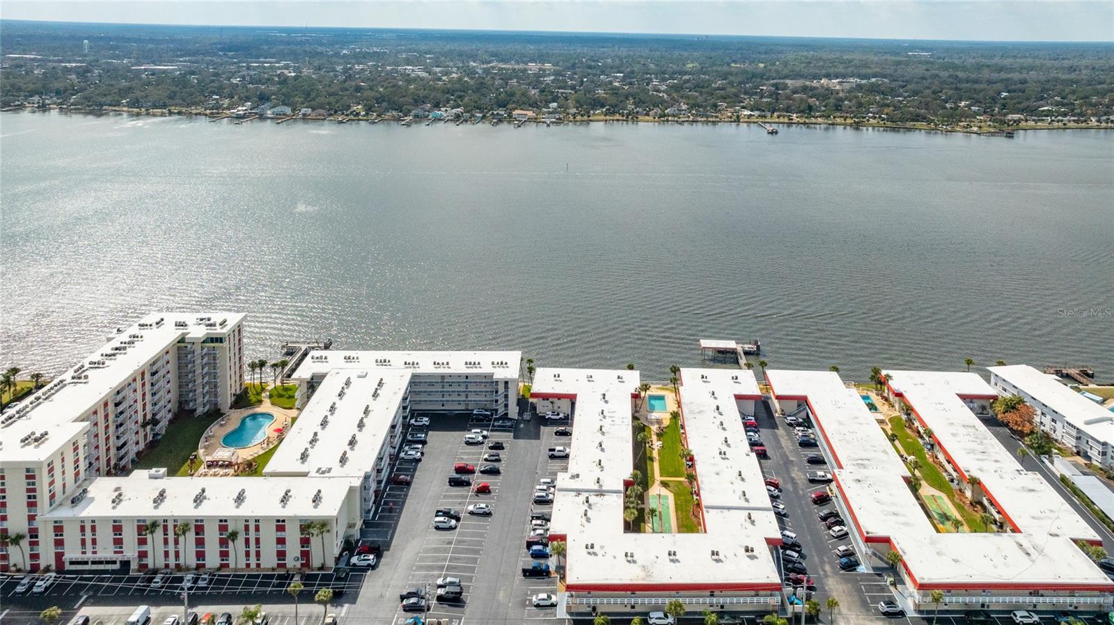 Image 47 of 69 For 2711 Halifax Avenue 695