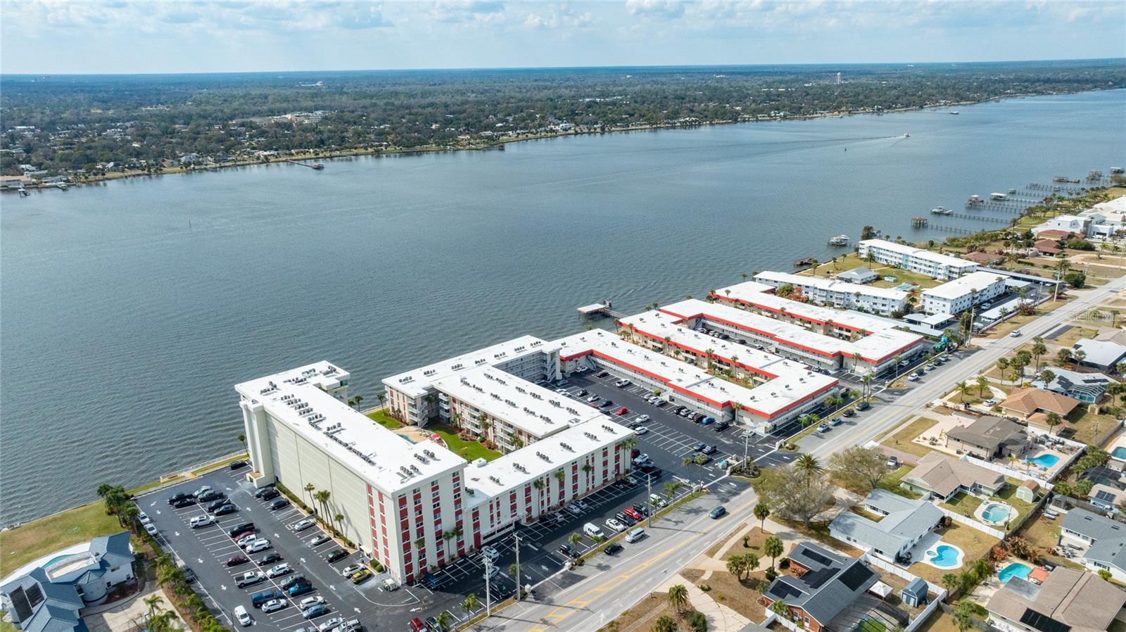 Image 49 of 69 For 2711 Halifax Avenue 695