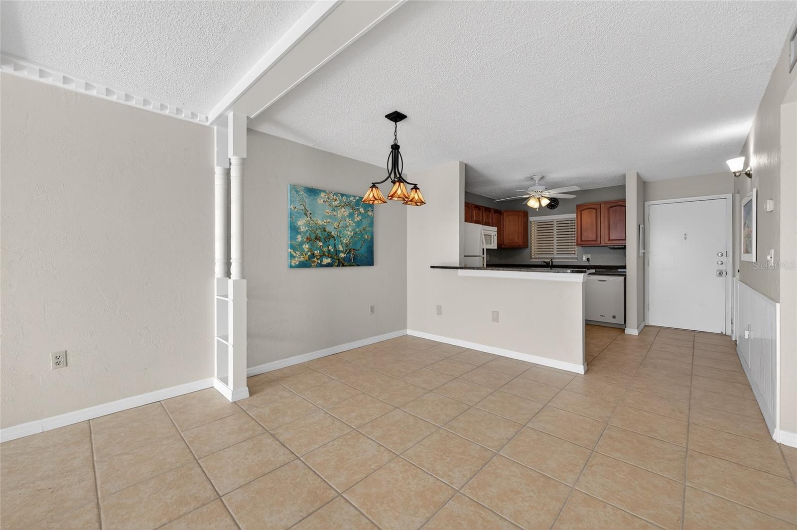 Image 9 of 69 For 2711 Halifax Avenue 695