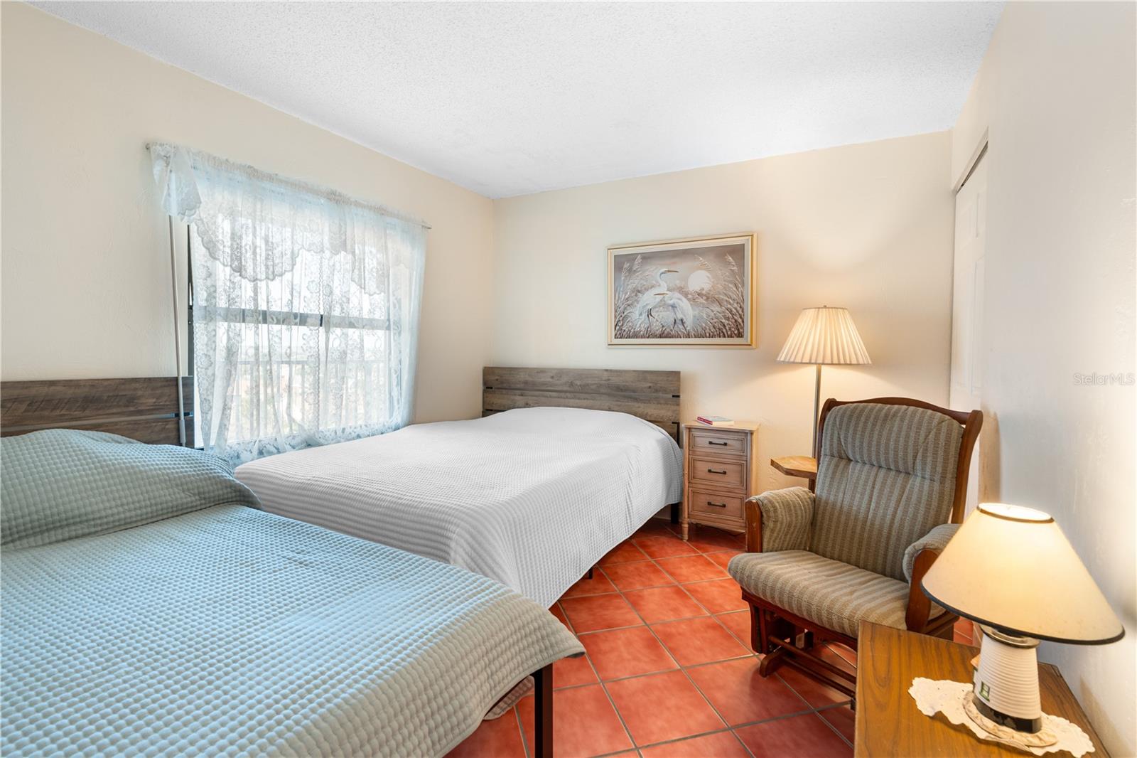 Image 20 of 23 For 3100 Ocean Shore Boulevard 5040