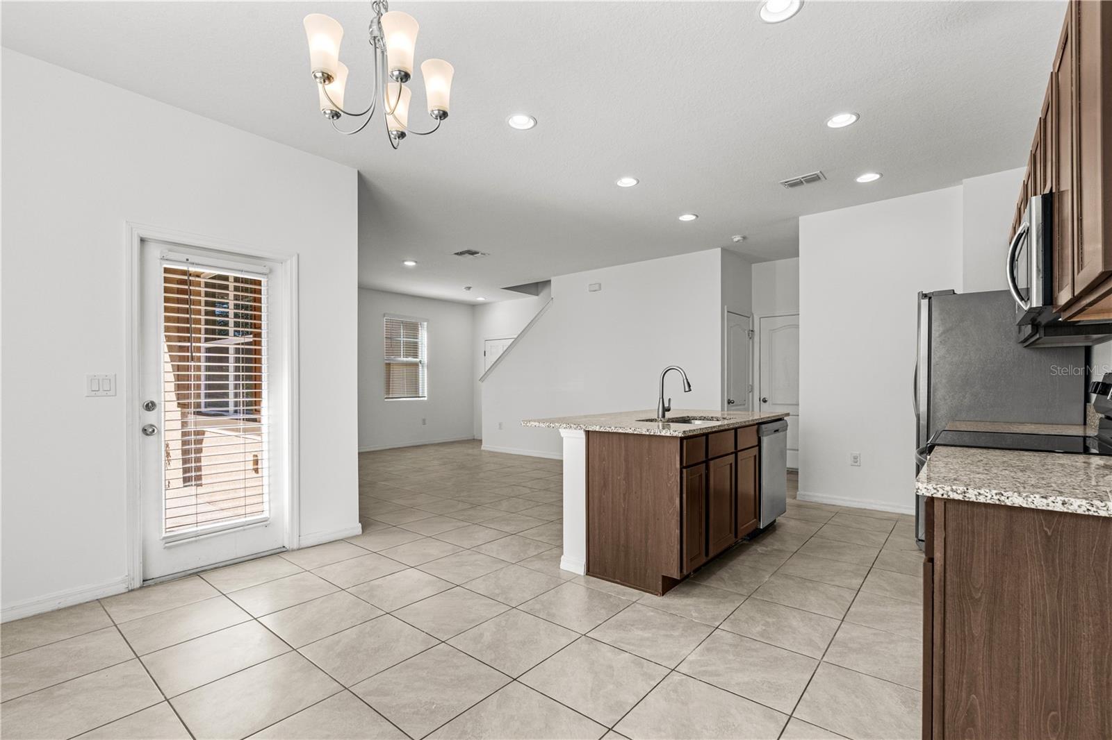 Image 14 of 41 For 1664 Pham Drive