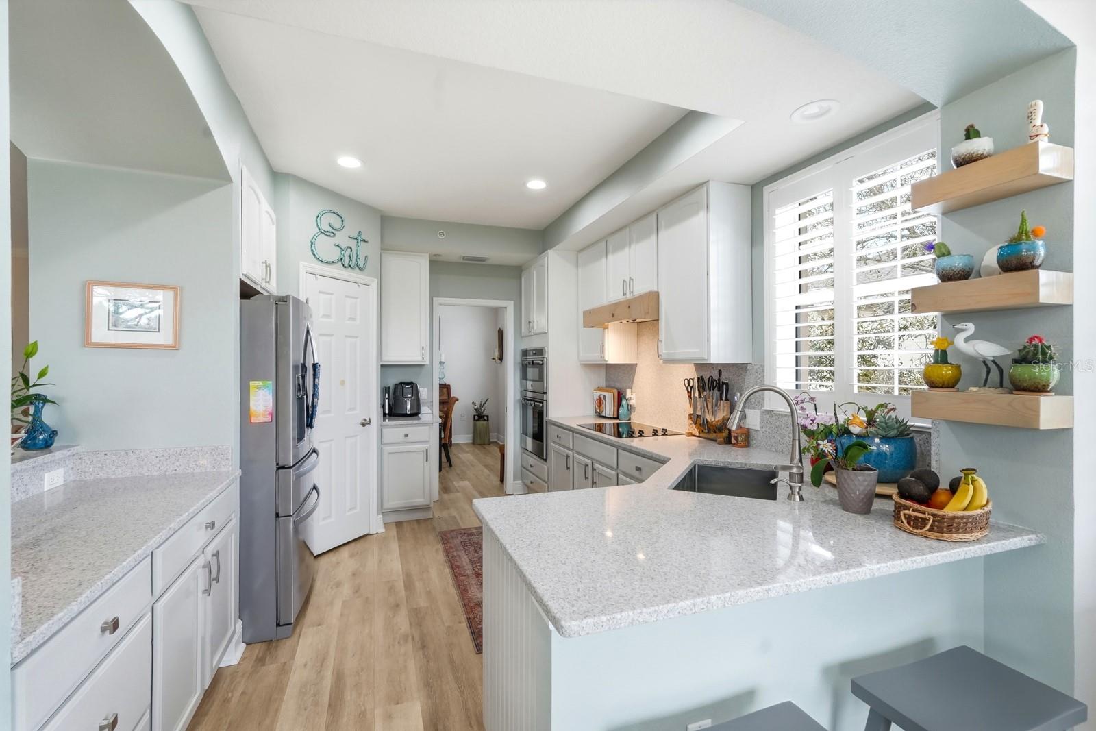 Image 10 of 42 For 200 Riverfront Drive A301