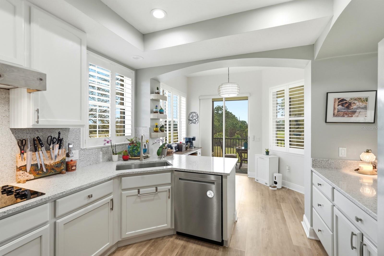 Image 12 of 42 For 200 Riverfront Drive A301