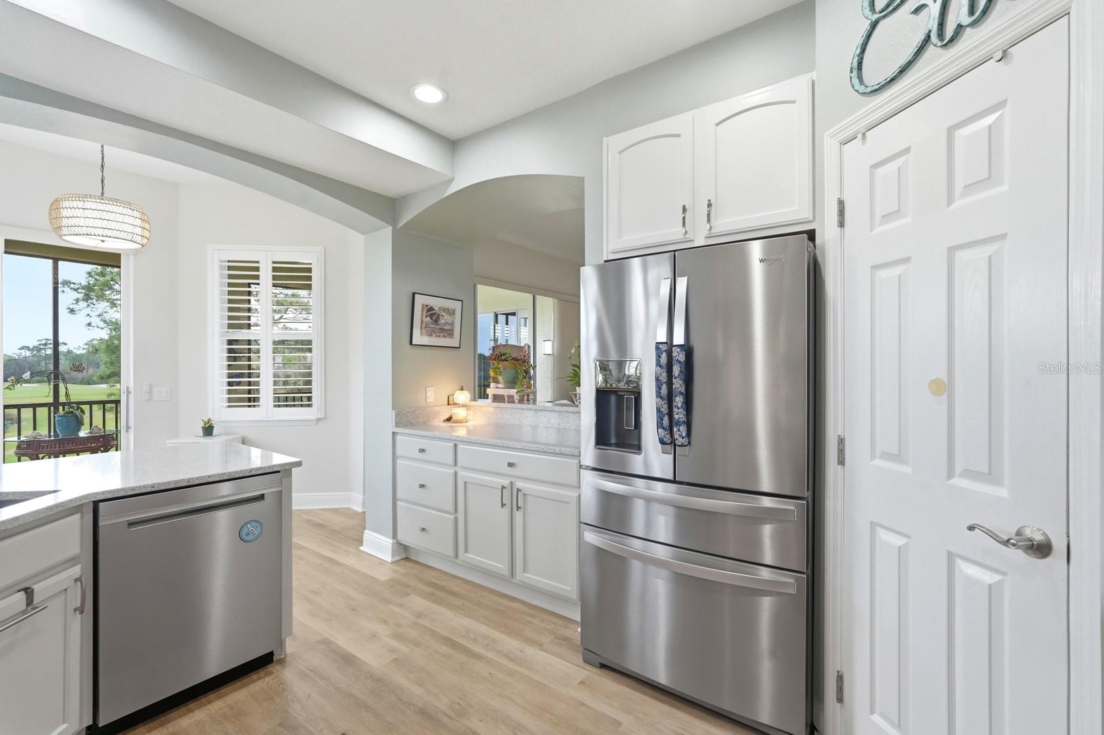 Image 13 of 42 For 200 Riverfront Drive A301