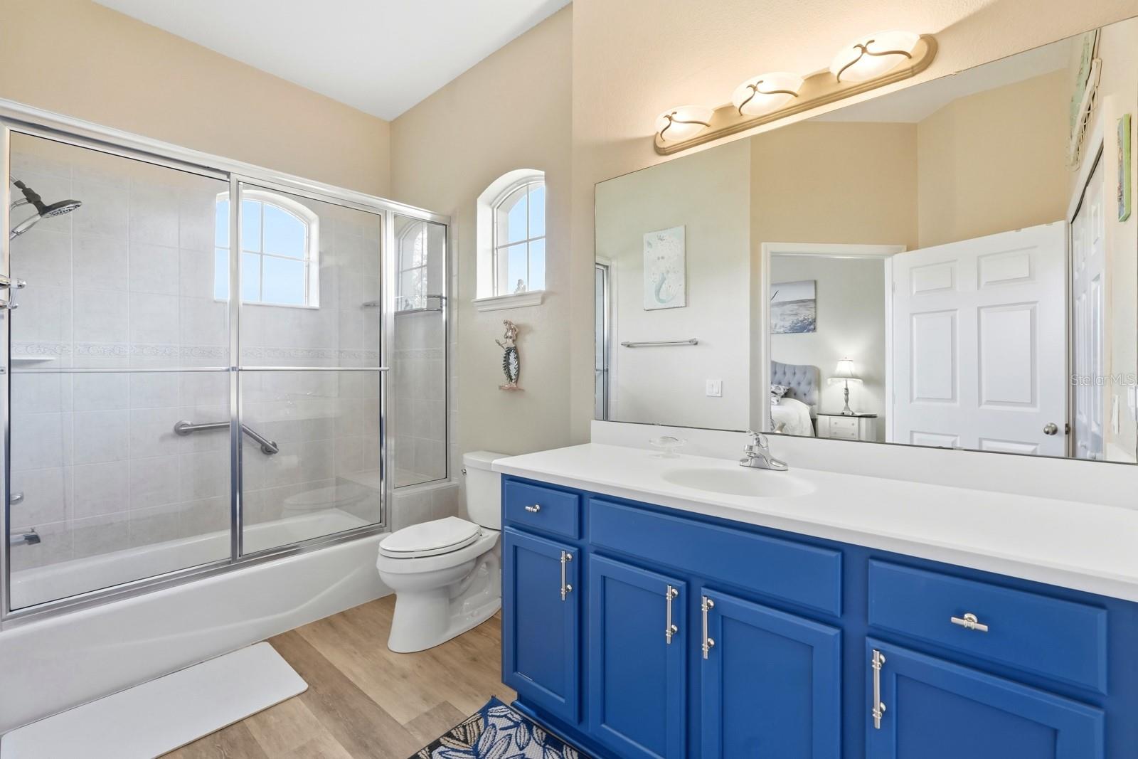 Image 30 of 42 For 200 Riverfront Drive A301