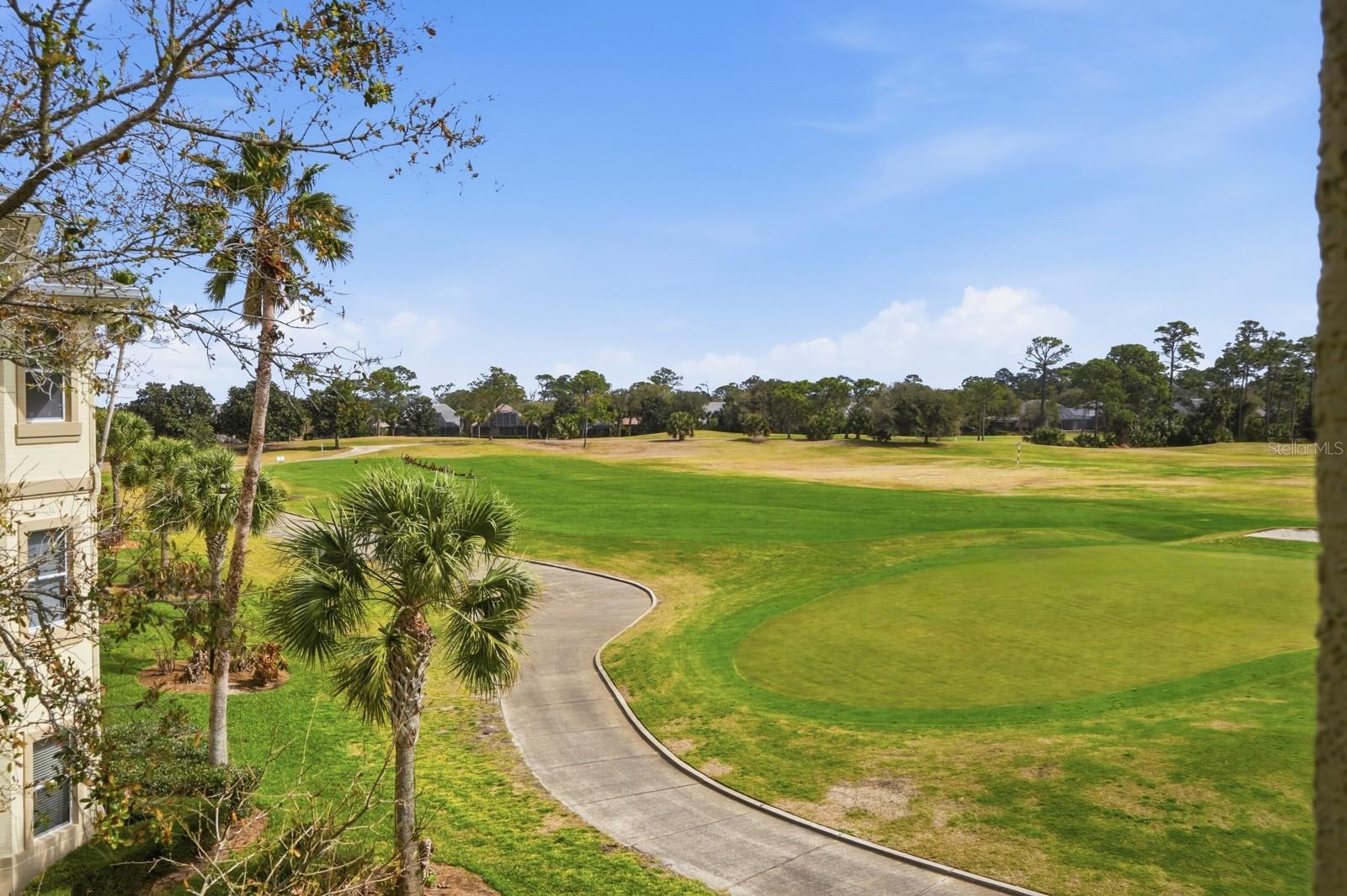 Image 36 of 42 For 200 Riverfront Drive A301