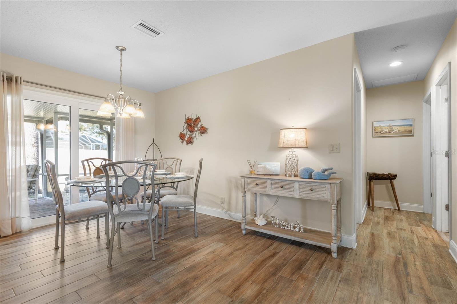 Image 14 of 64 For 2413 Flagler Avenue