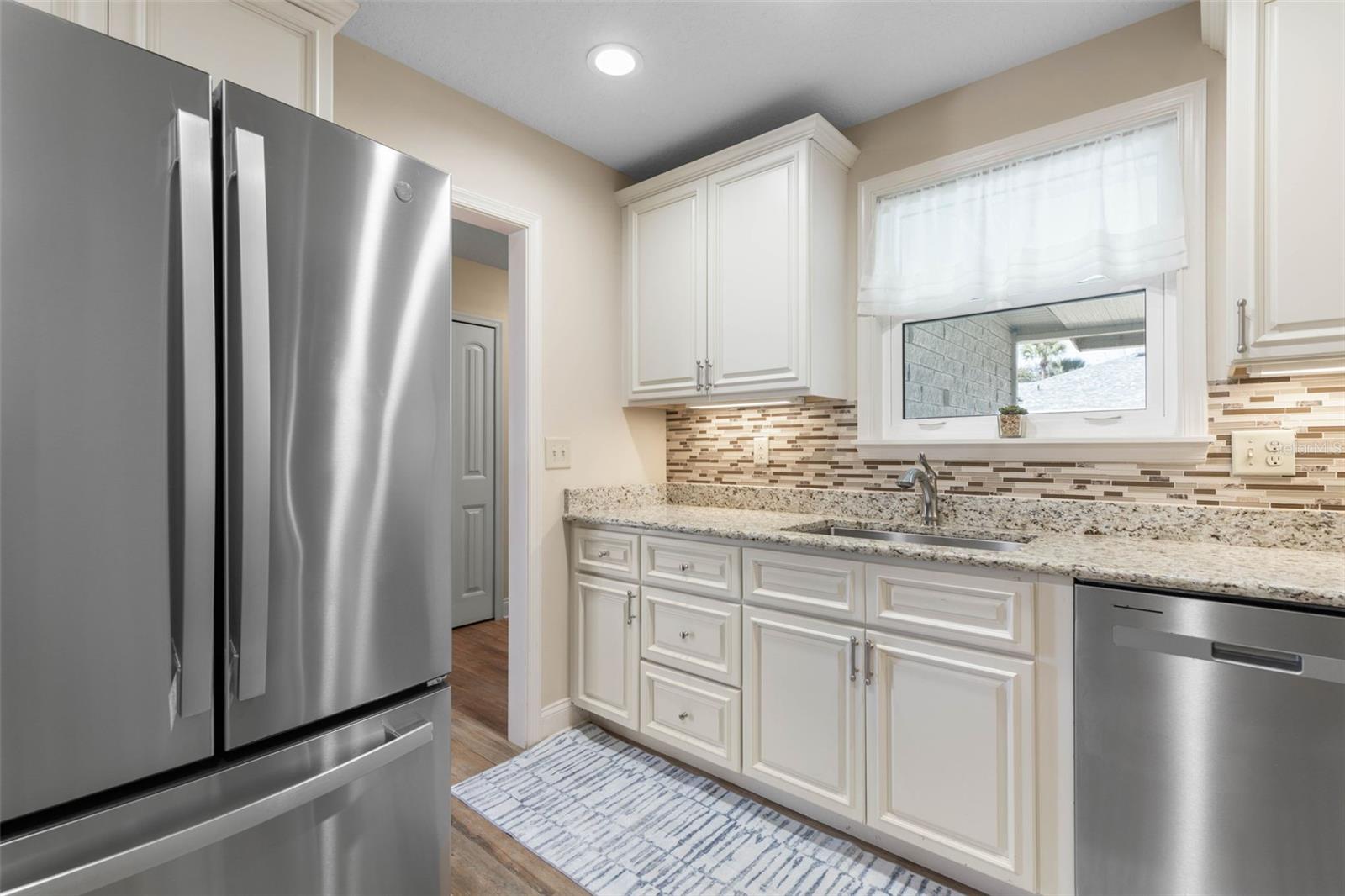 Image 18 of 64 For 2413 Flagler Avenue