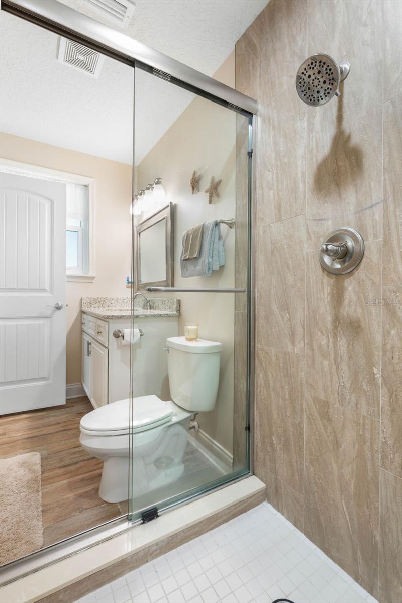 Image 23 of 64 For 2413 Flagler Avenue