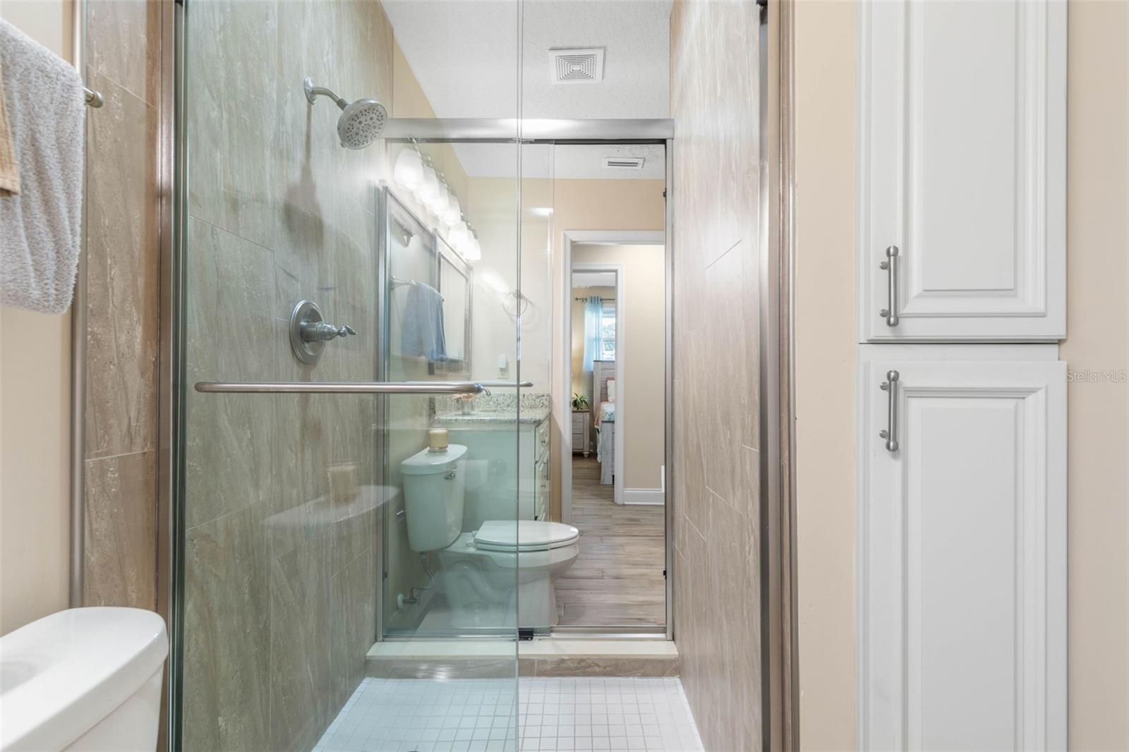 Image 28 of 64 For 2413 Flagler Avenue