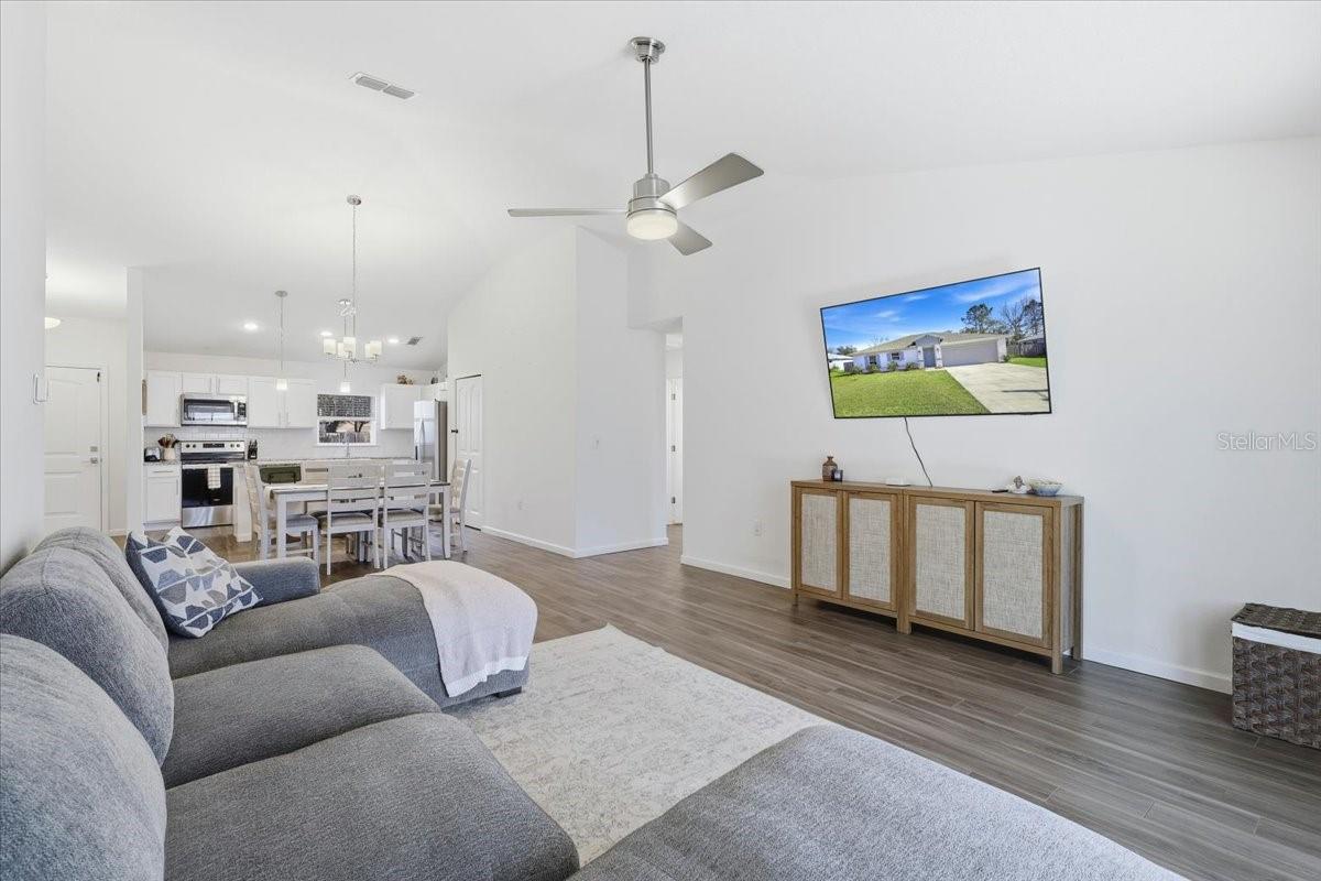 Image 16 of 51 For 36 Prairie Lane