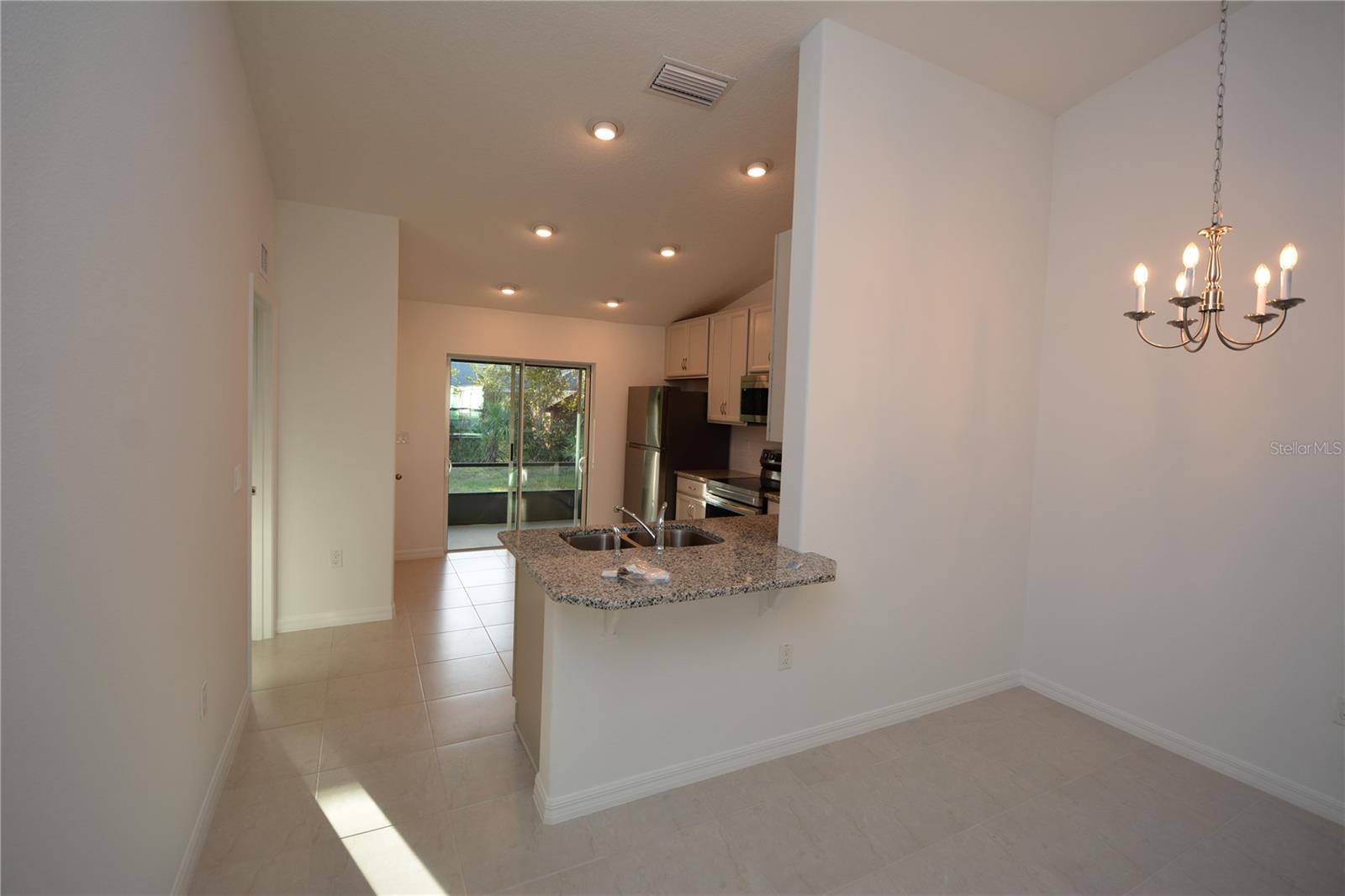 Image 16 of 38 For 121 Ullian Trail A