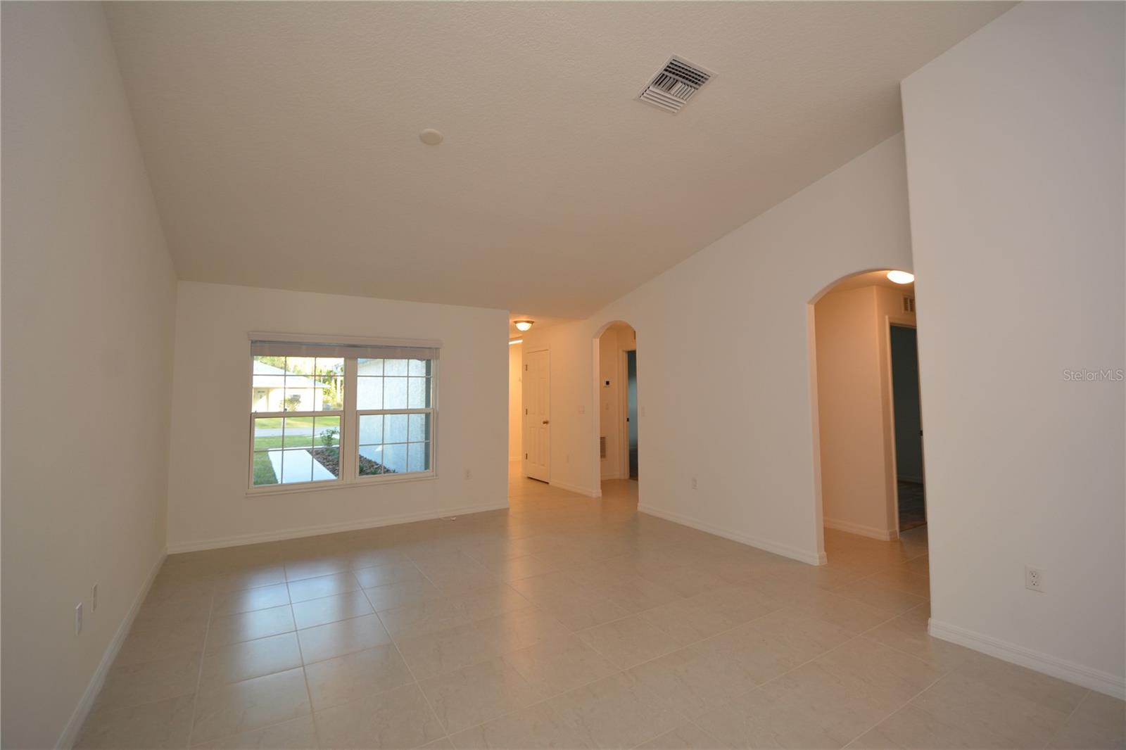 Image 21 of 38 For 121 Ullian Trail A