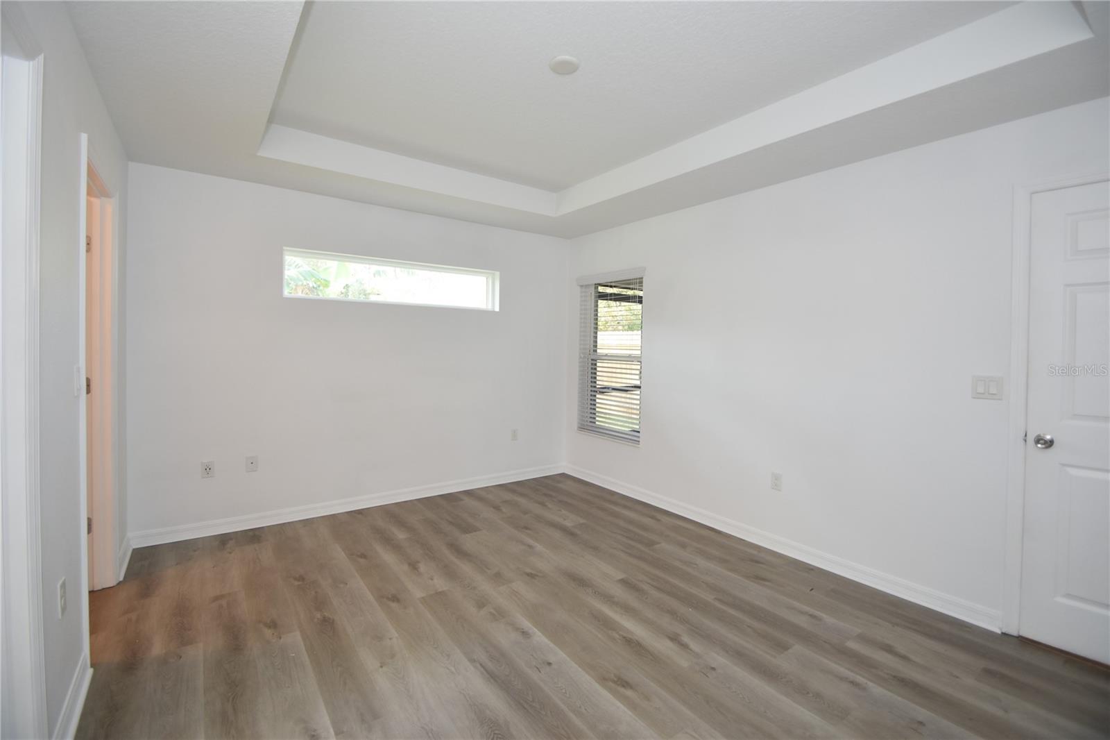 Image 33 of 38 For 121 Ullian Trail A