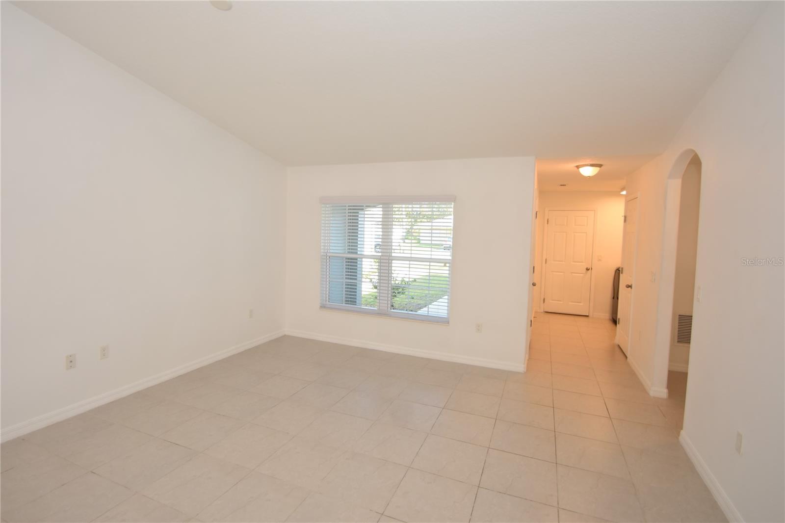 Image 9 of 38 For 121 Ullian Trail A