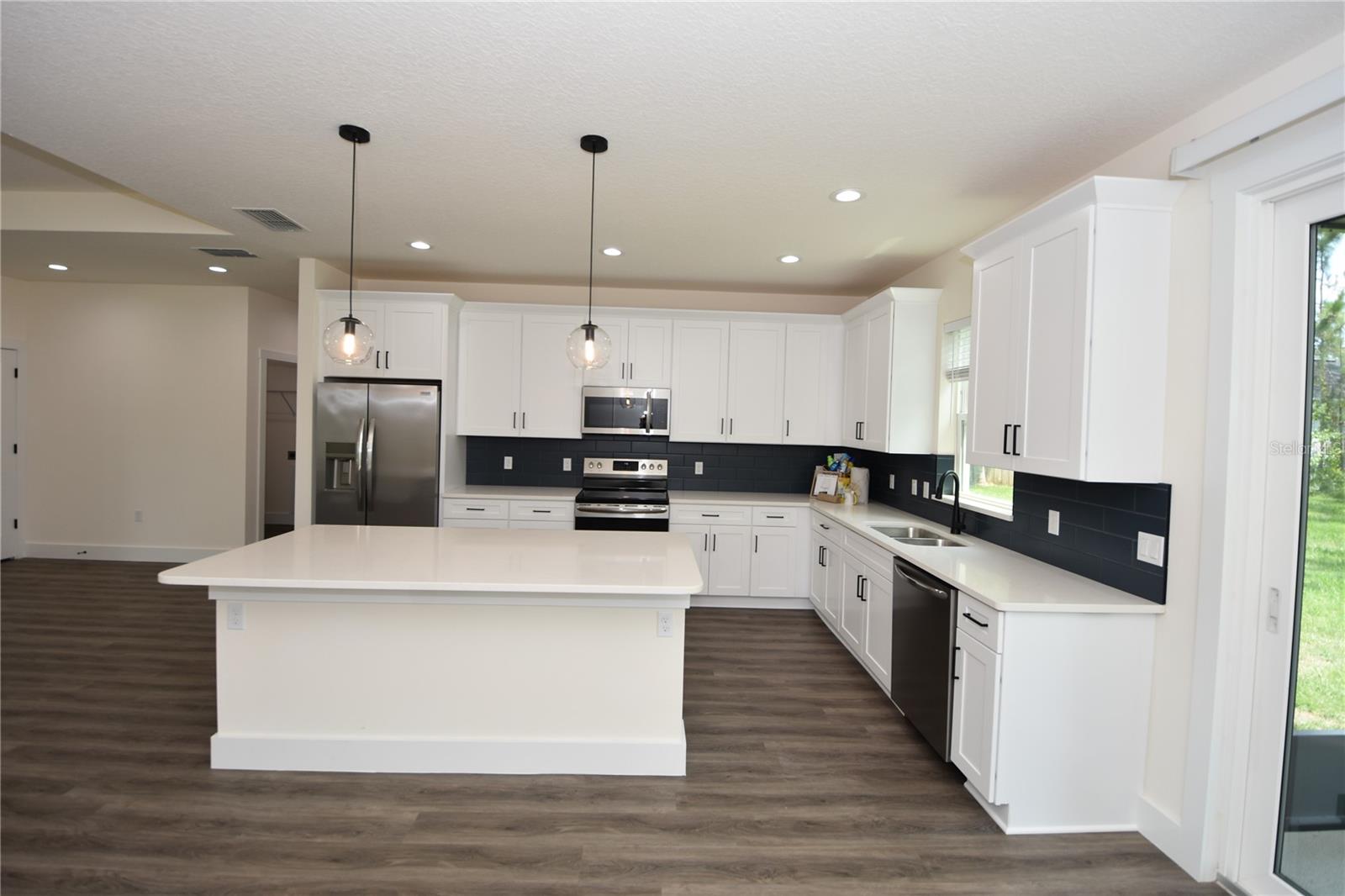 Image 13 of 39 For 100 White Hall Drive