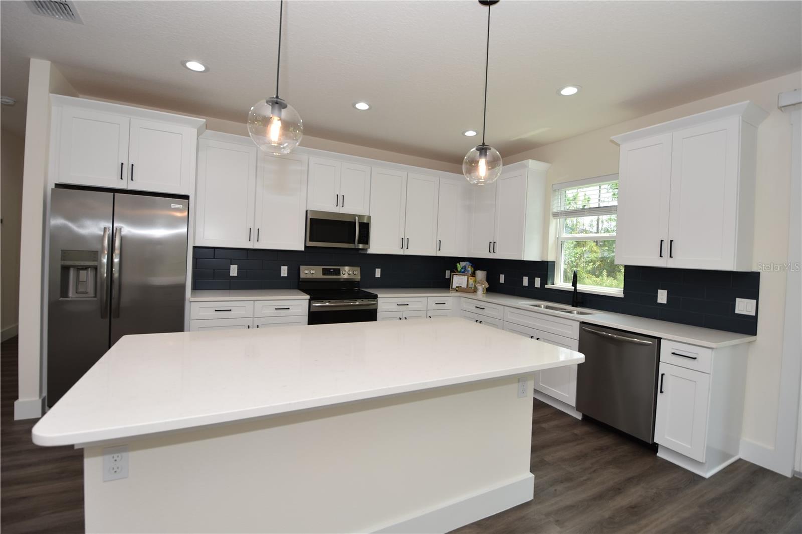 Image 15 of 39 For 100 White Hall Drive