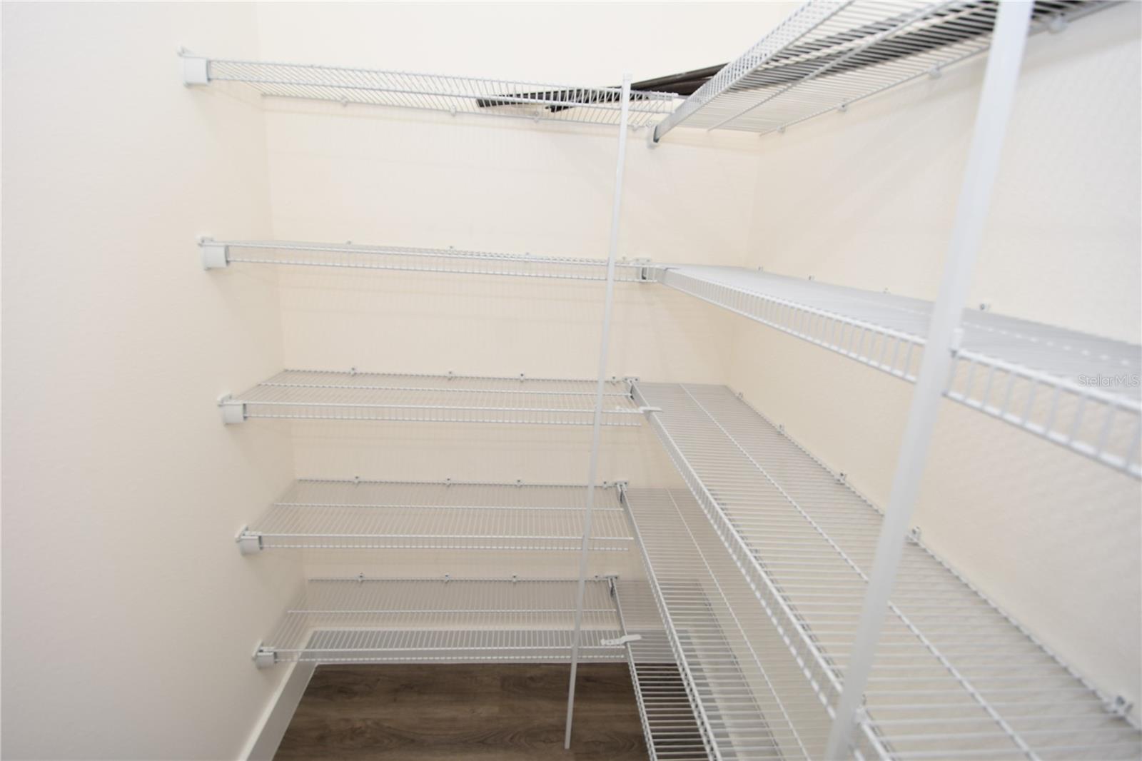 Image 20 of 39 For 100 White Hall Drive