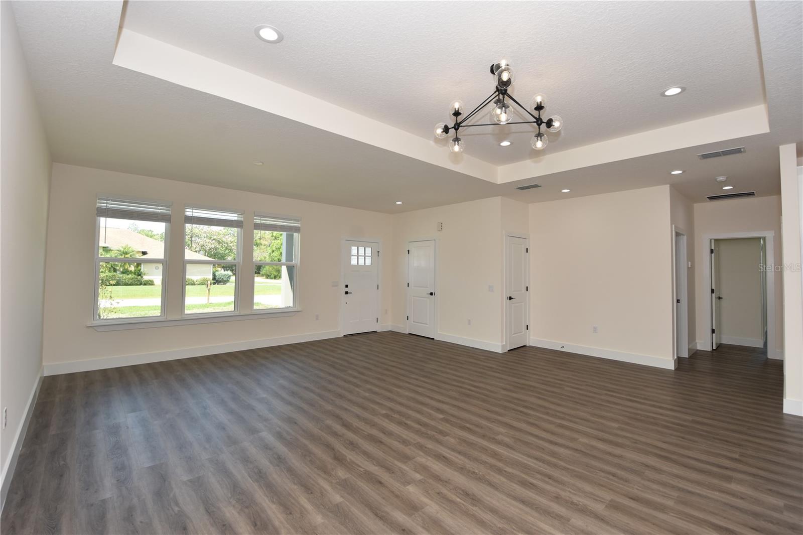 Image 3 of 39 For 100 White Hall Drive