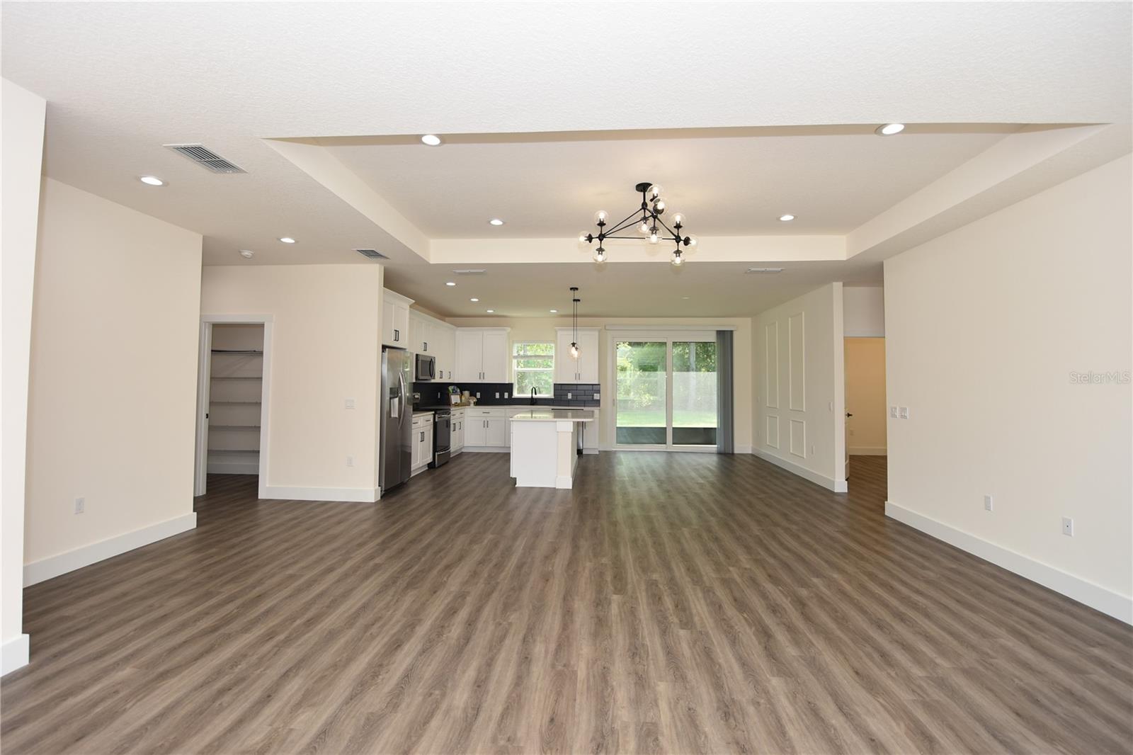 Image 5 of 39 For 100 White Hall Drive