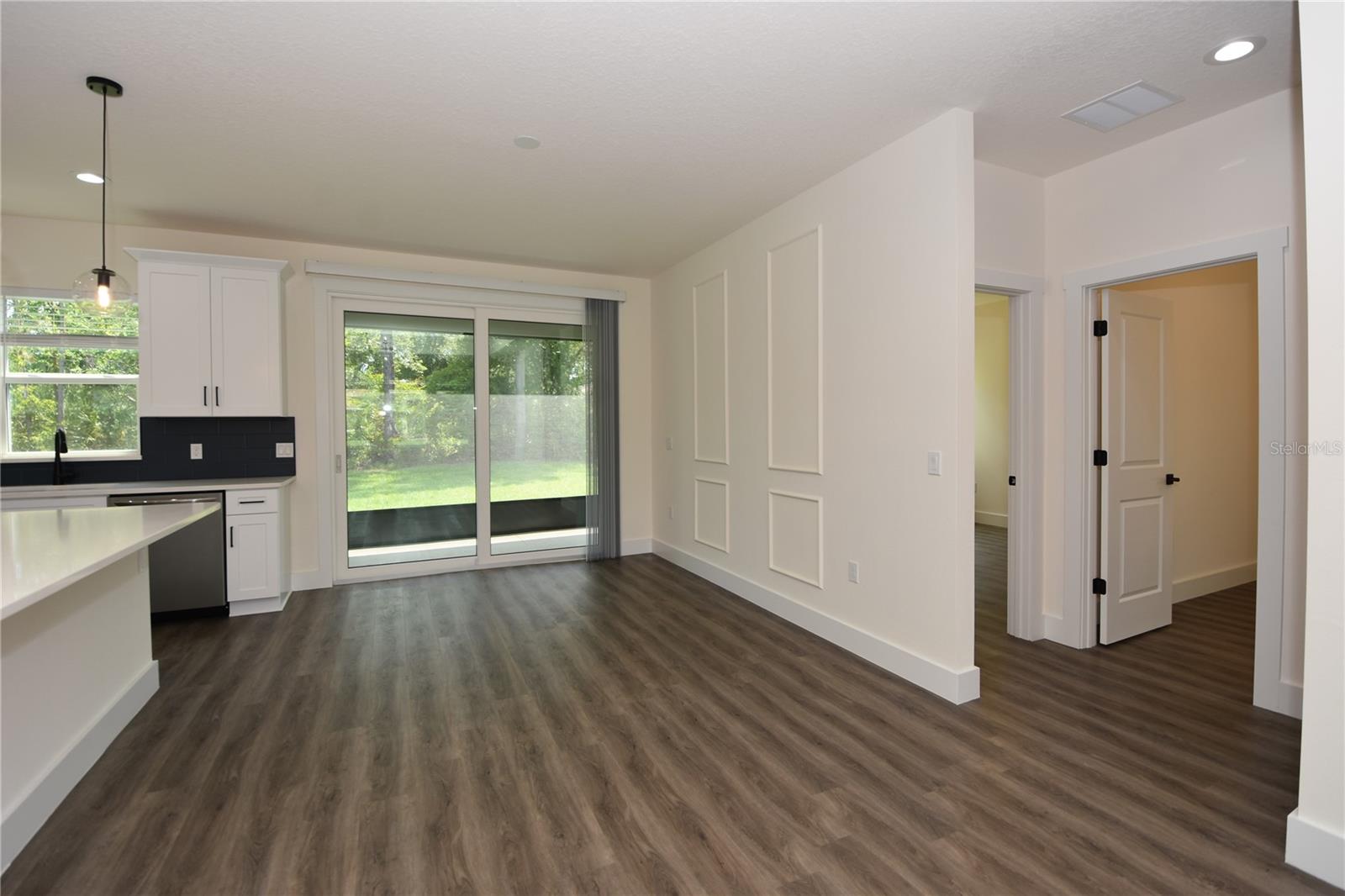 Image 9 of 39 For 100 White Hall Drive