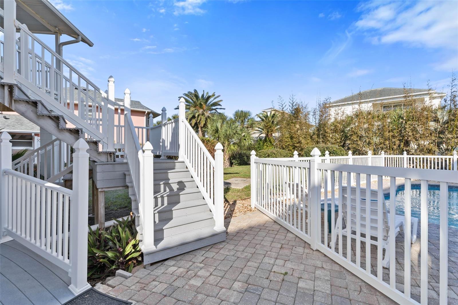 Image 14 of 56 For 7 Mahoe Drive S