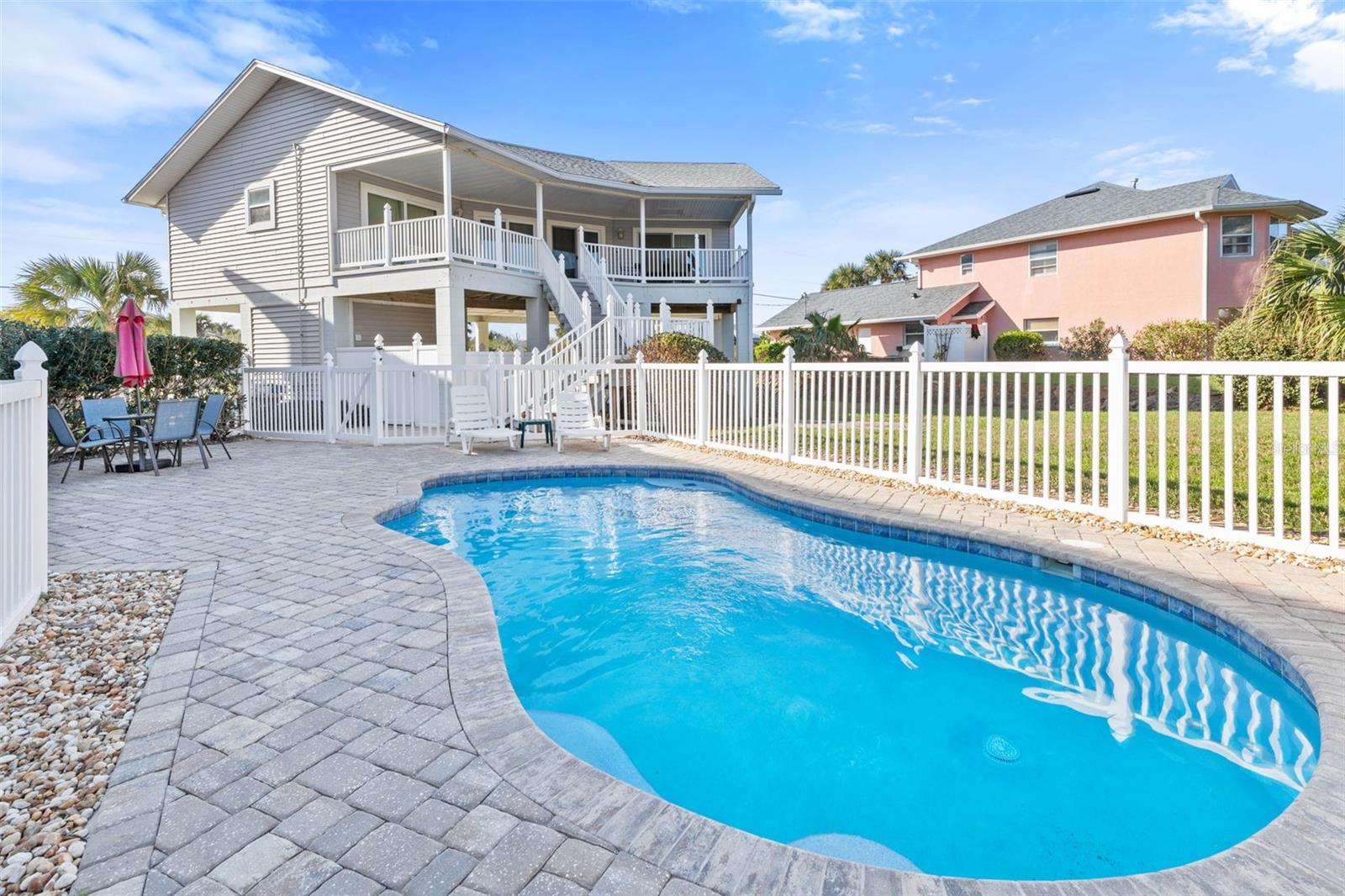 Image 19 of 56 For 7 Mahoe Drive S