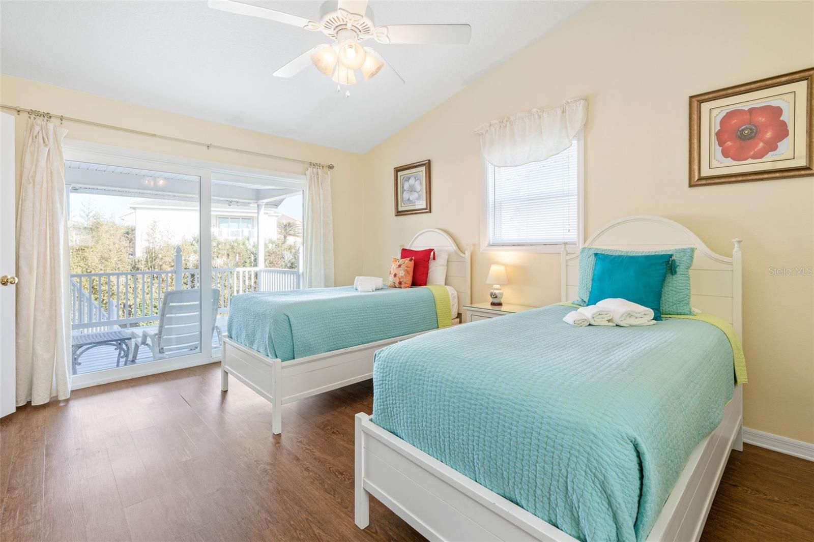 Image 40 of 56 For 7 Mahoe Drive S