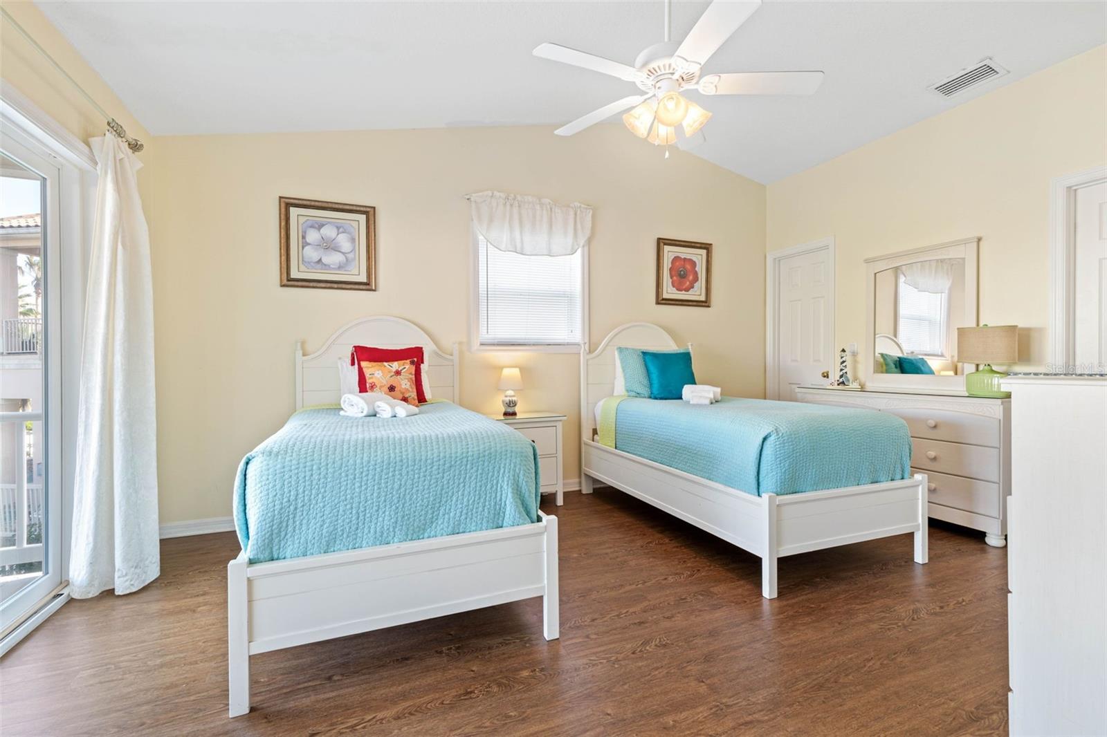 Image 42 of 56 For 7 Mahoe Drive S