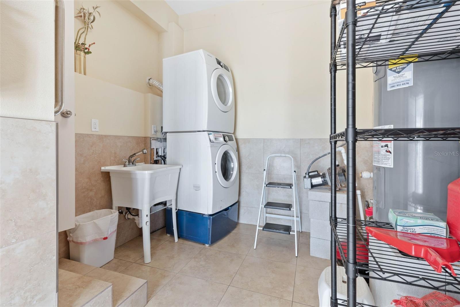 Image 44 of 56 For 7 Mahoe Drive S