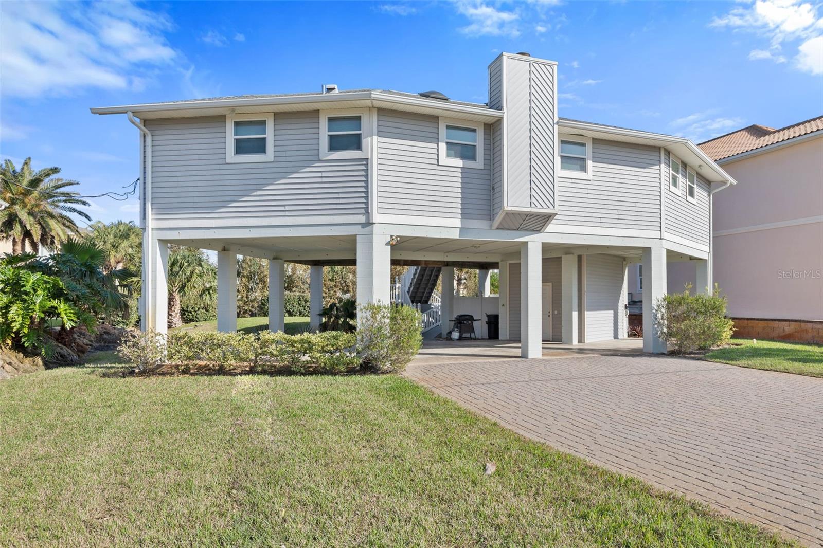 Image 8 of 56 For 7 Mahoe Drive S