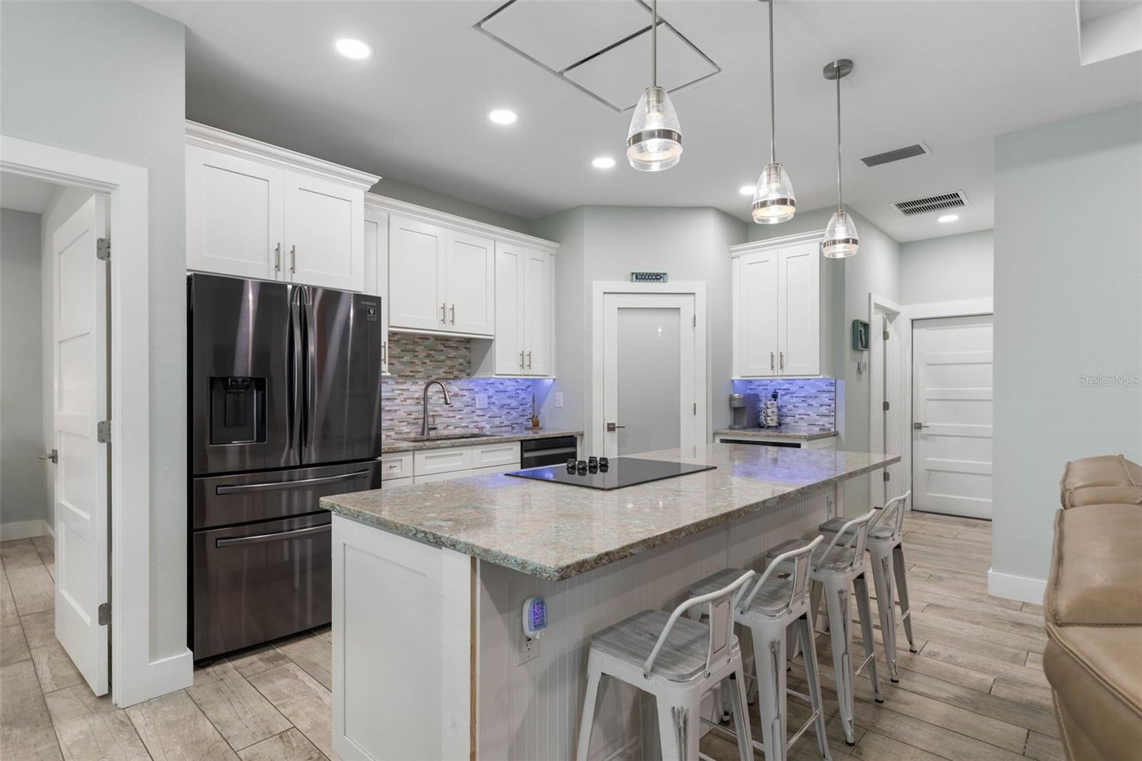 Image 13 of 41 For 1 Zeidler Place