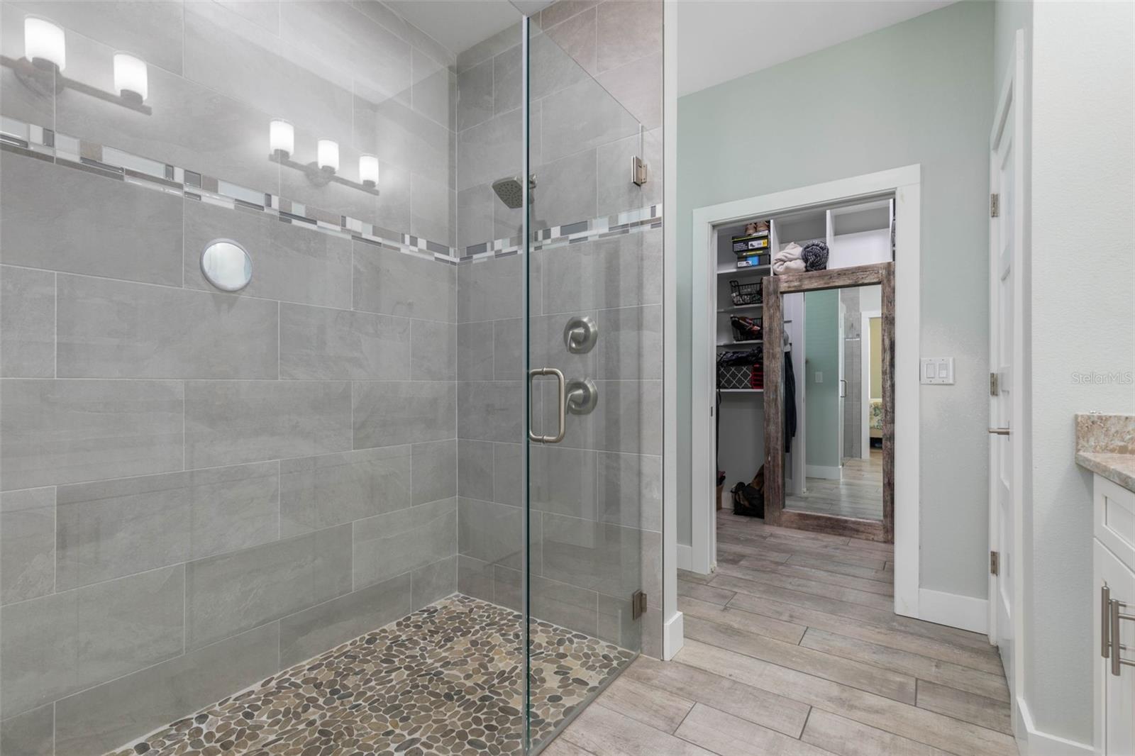 Image 19 of 41 For 1 Zeidler Place