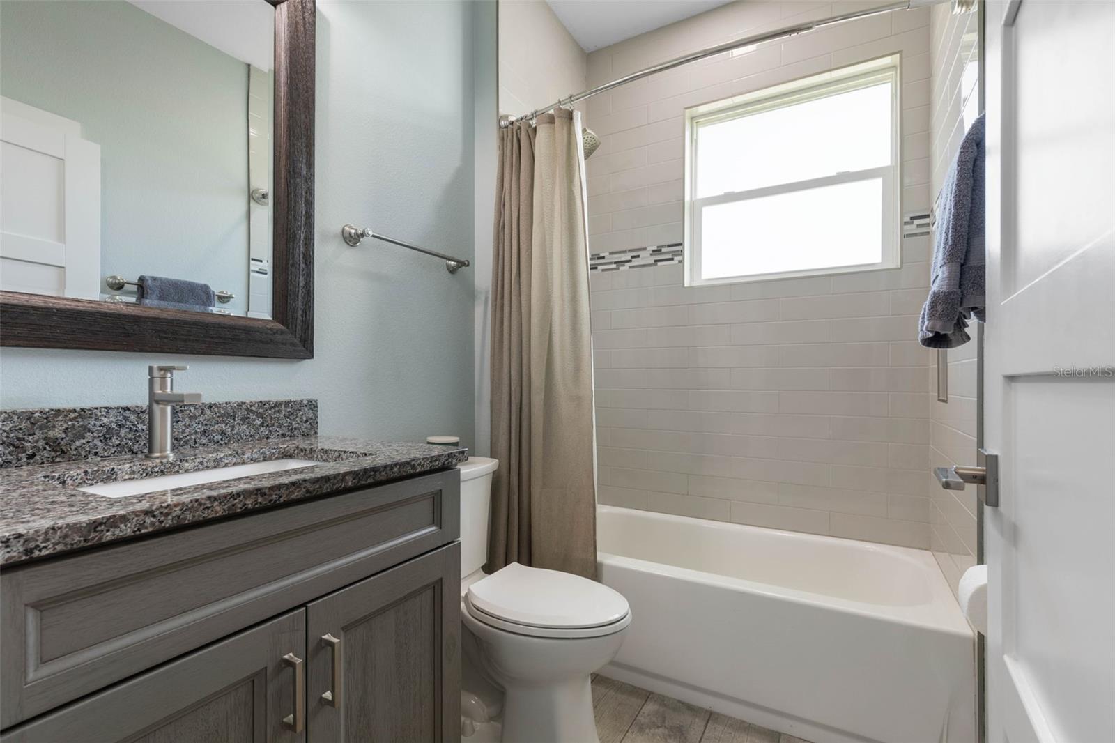 Image 25 of 41 For 1 Zeidler Place