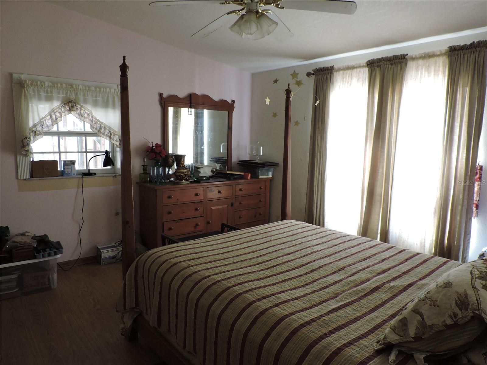 Image 24 of 51 For 148 Denver Road