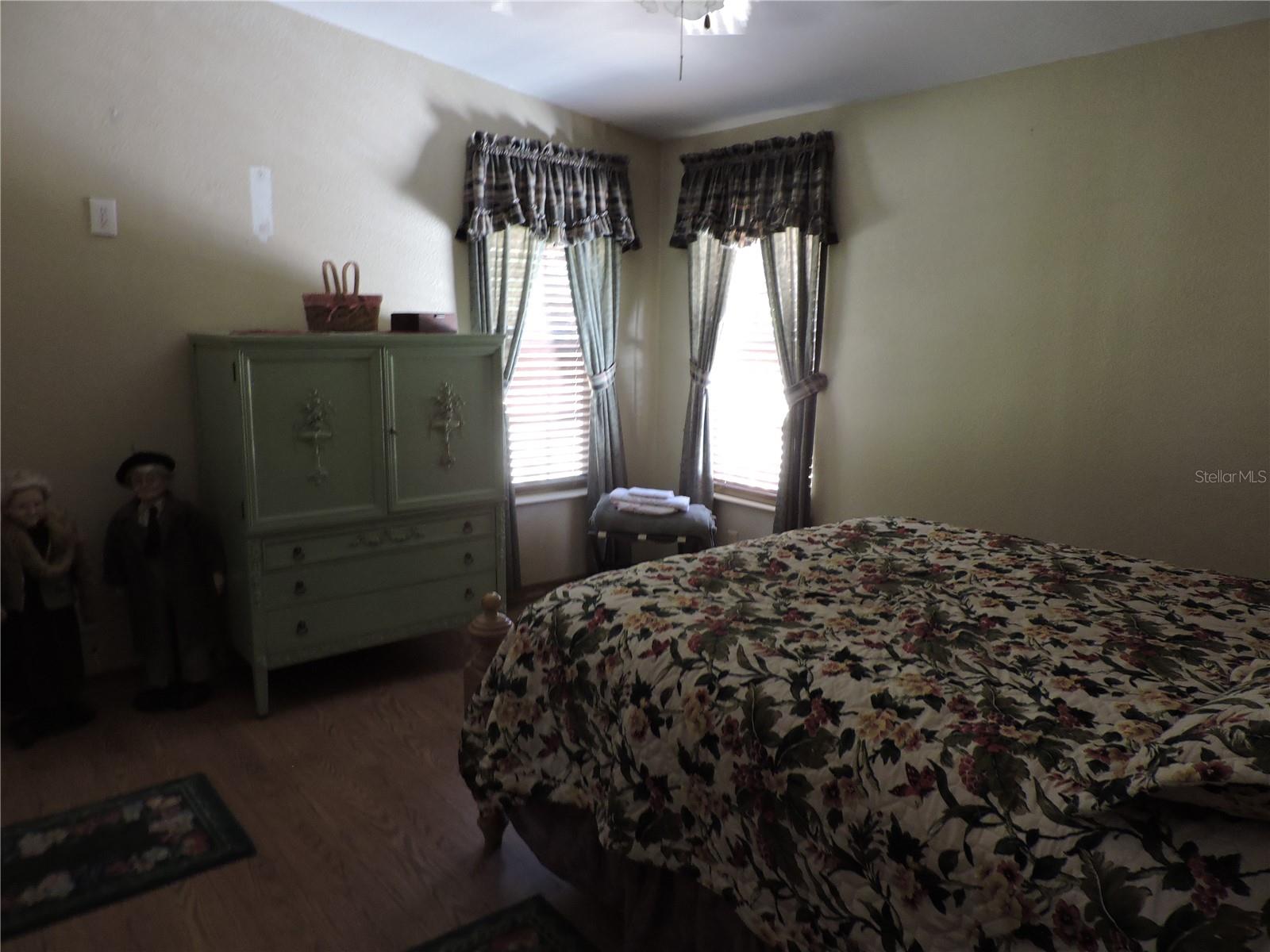 Image 29 of 51 For 148 Denver Road