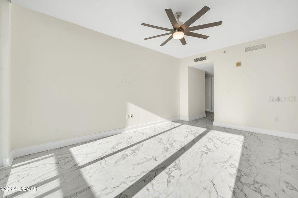 Image 14 of 45 For 231 Riverside Drive 2010-1