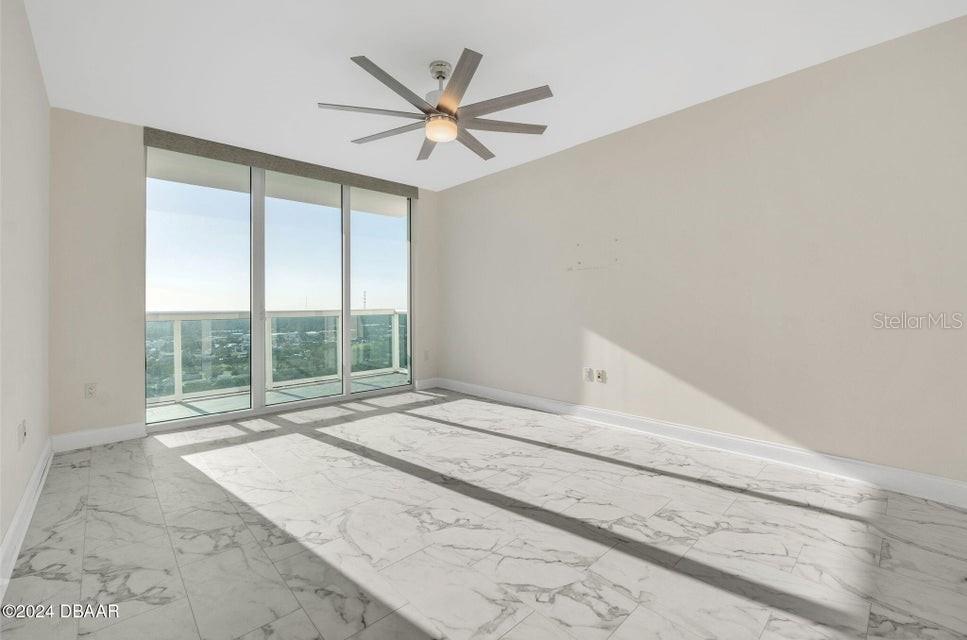 Image 15 of 45 For 231 Riverside Drive 2010-1