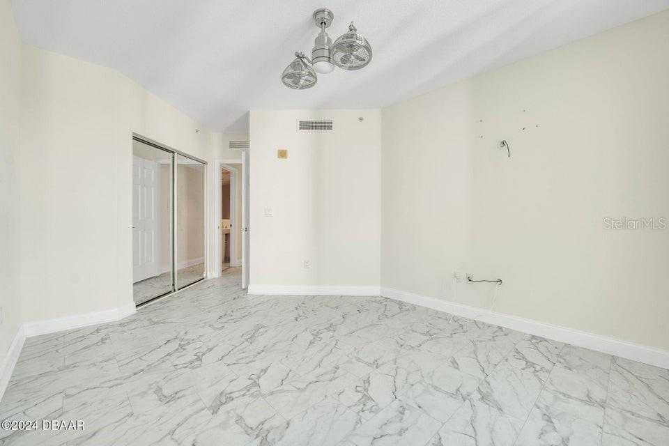 Image 28 of 45 For 231 Riverside Drive 2010-1