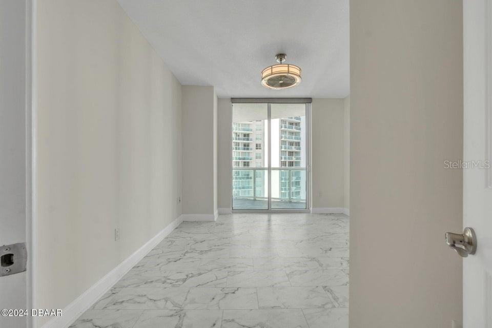 Image 30 of 45 For 231 Riverside Drive 2010-1