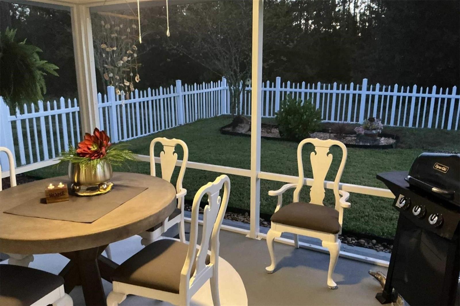 Image 12 of 40 For 25 Rivertown Road