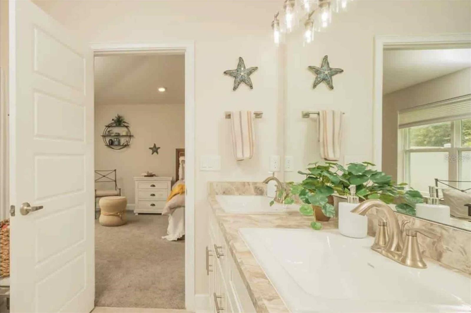 Image 21 of 40 For 25 Rivertown Road