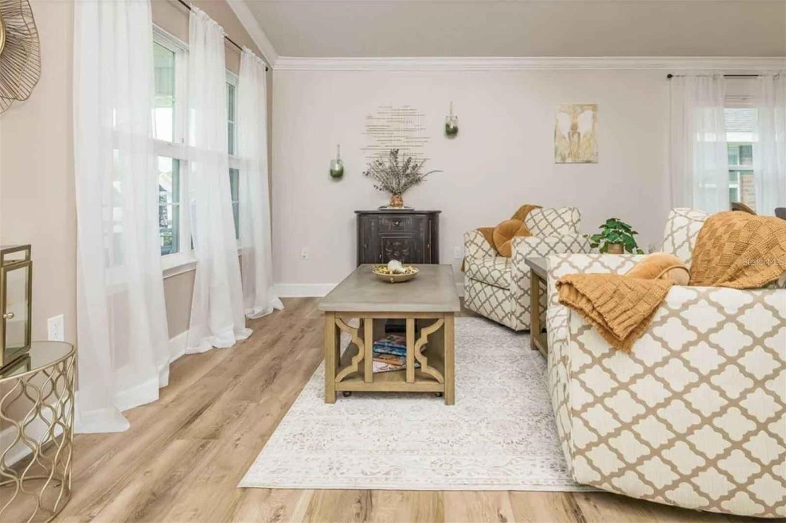 Image 7 of 40 For 25 Rivertown Road